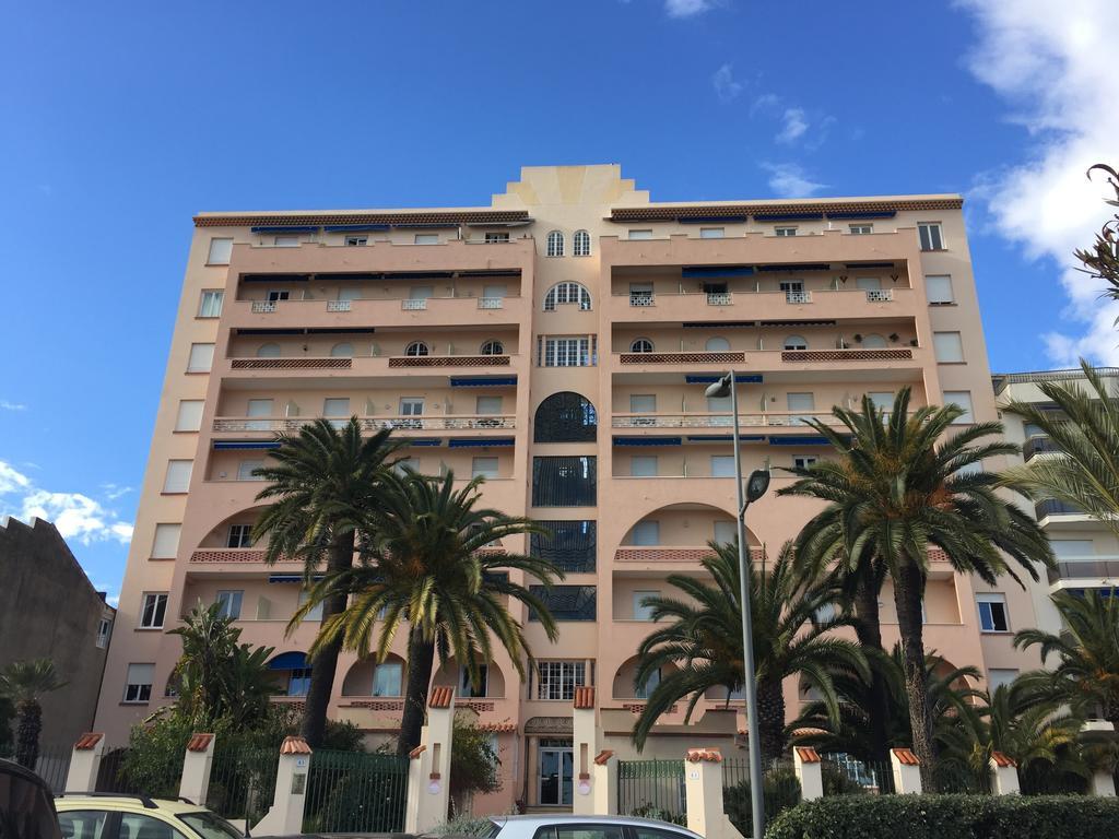 Amazing View Port And Garage Appartement